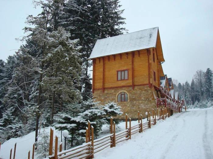Норіс Hotel Migovo Ngoại thất bức ảnh
