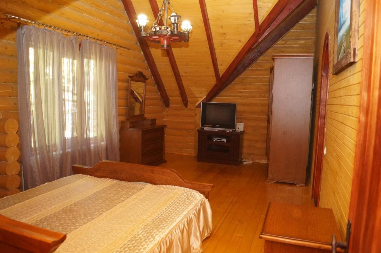 Норіс Hotel Migovo Ngoại thất bức ảnh