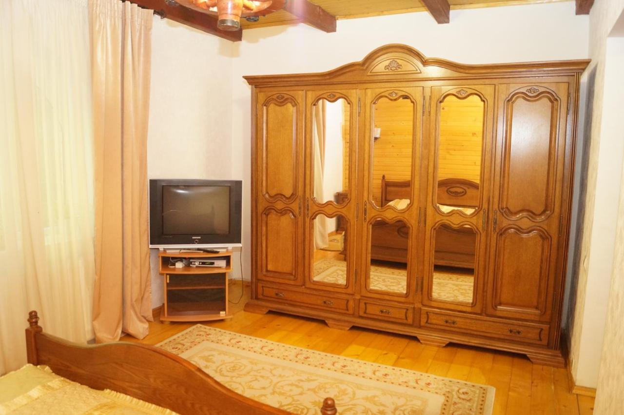 Норіс Hotel Migovo Ngoại thất bức ảnh