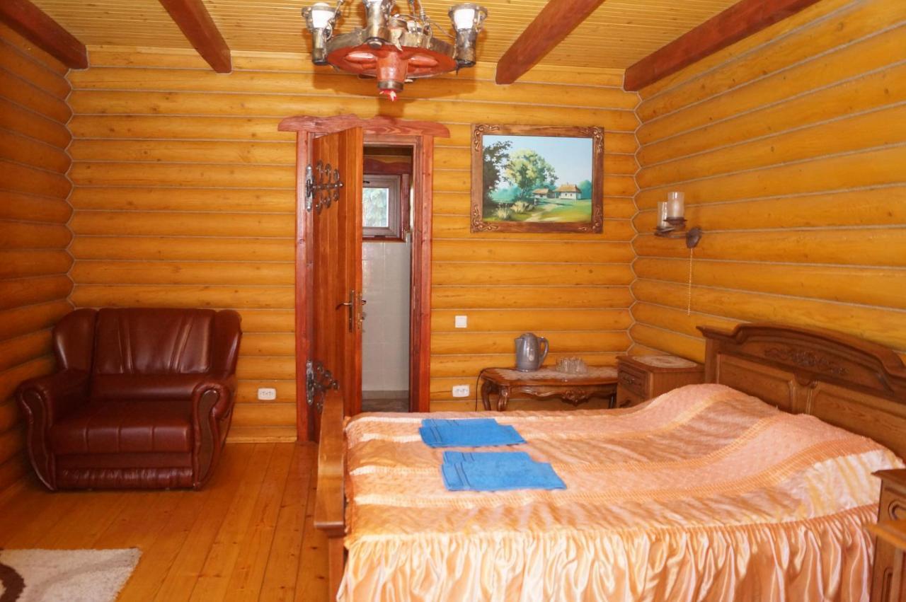 Норіс Hotel Migovo Ngoại thất bức ảnh